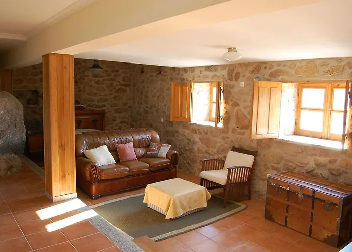 Casa Da Carrica - Serra Da Estrela Farm stay Guarda